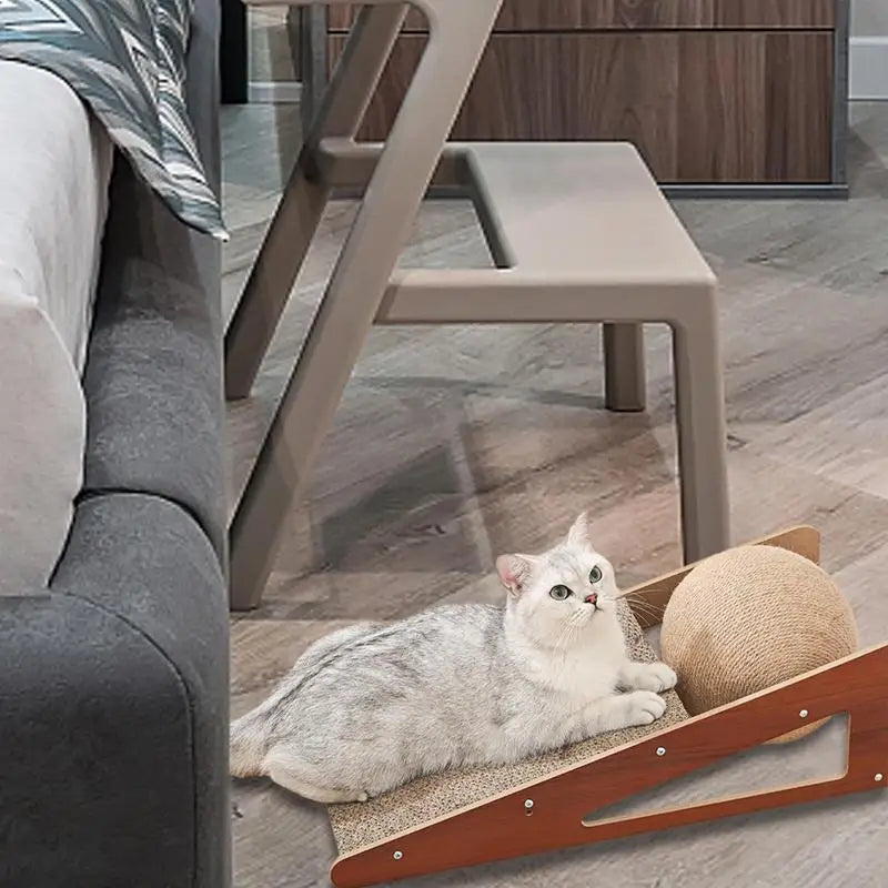 Sisal Ball Cat Scratcher