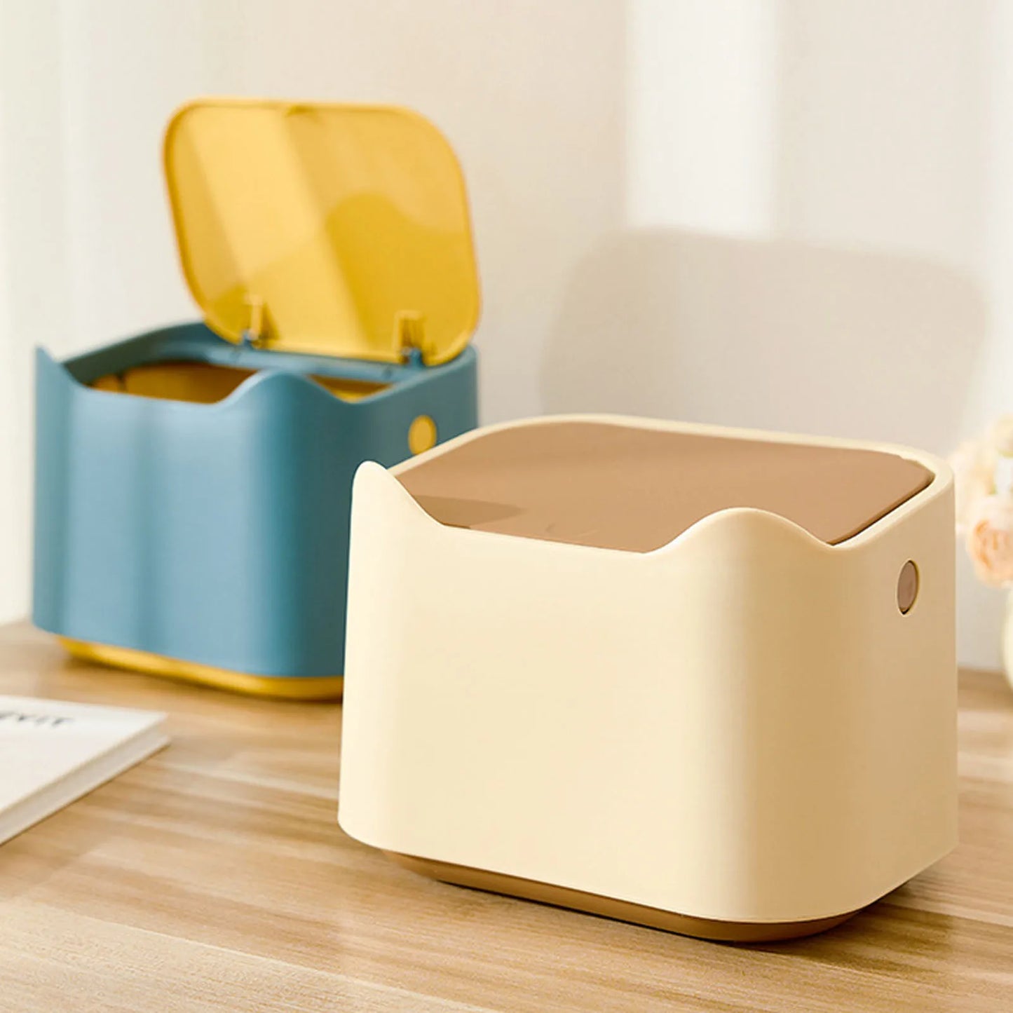 Cat Litter Trash Can with Press Type Lid