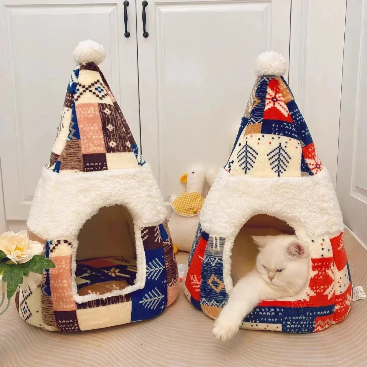 Warm Christmas Cat Litter